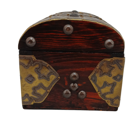 Vintage Wooden Treasure Chest Box with Brass Accents – Jewelry Keepsake Storage - Picture 5 of 12
